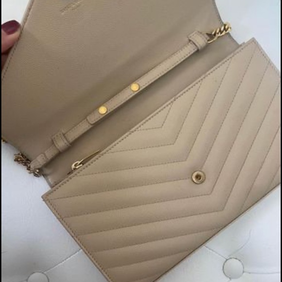 Ysl wallet on chain - Picture 2 of 5